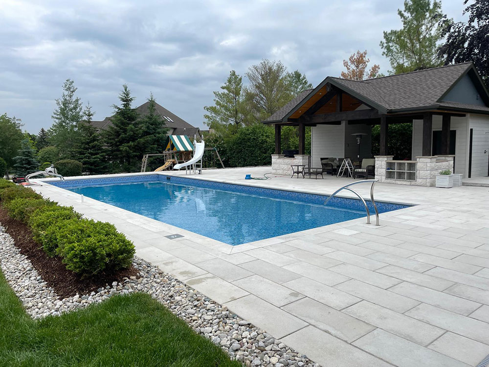 Vinyl Over Concrete/Steel Pools