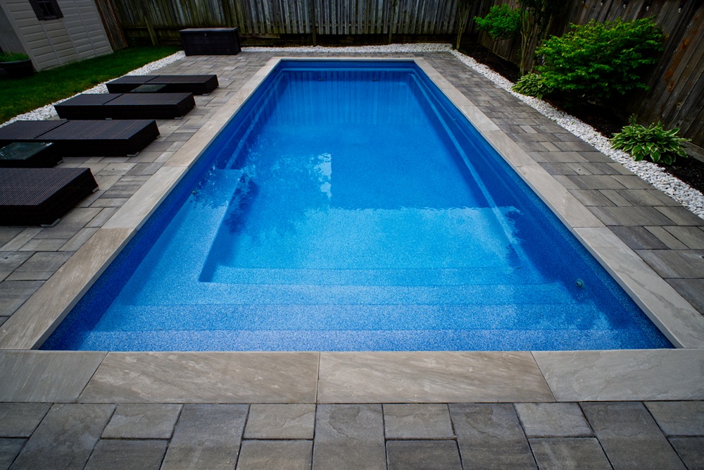 Etobicoke_fiberglass_inground_pool_Claremont14x33